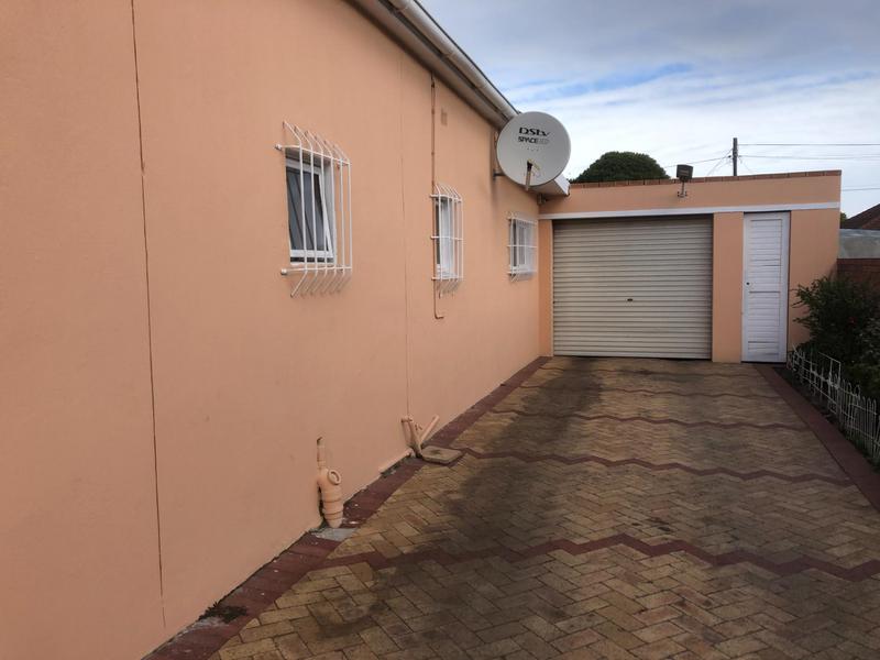 3 Bedroom Property for Sale in Goodwood Estate Western Cape